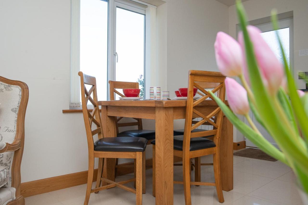 Finest Retreats - Sea Views Cottage Prestatyn Exteriér fotografie