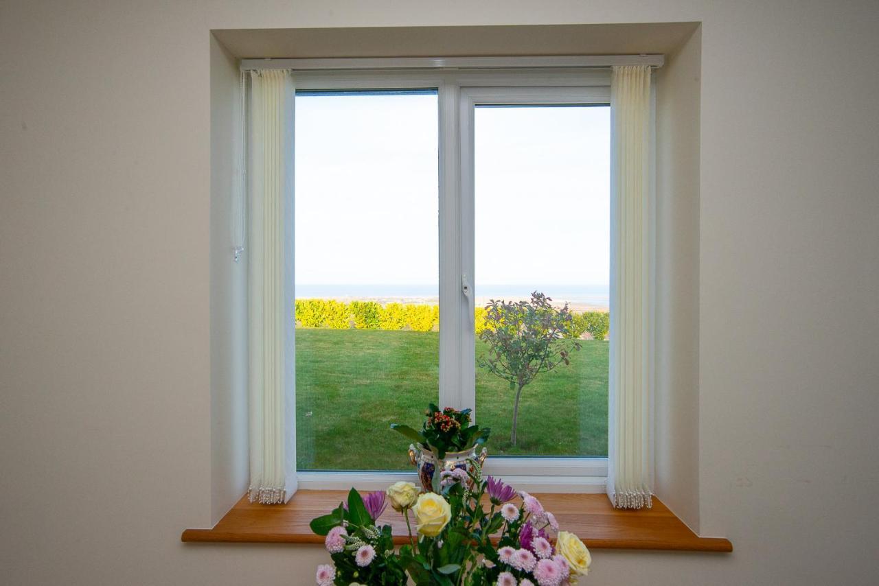 Finest Retreats - Sea Views Cottage Prestatyn Exteriér fotografie